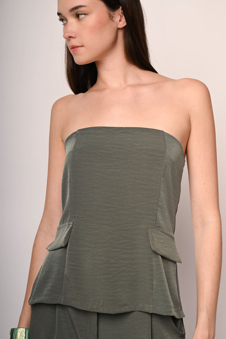 Top a fascia con tasche