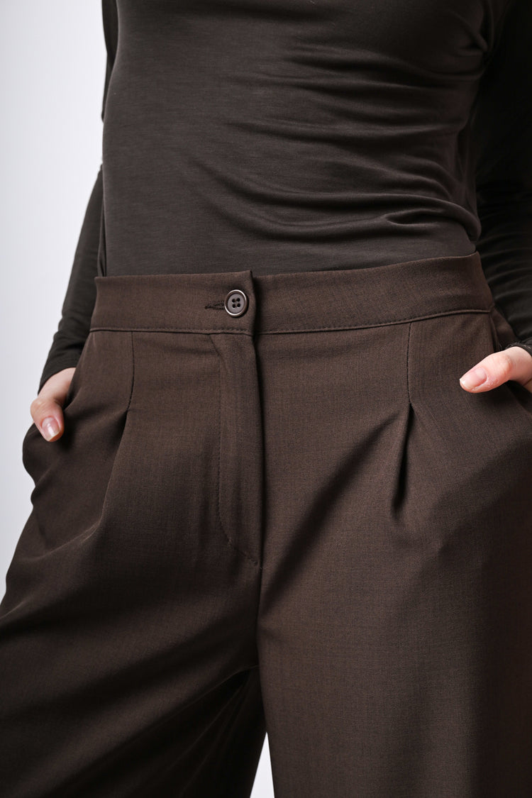 Pantaloni palazzo con tasche sul retro