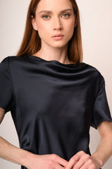 T-shirt drappeggiata in raso blu