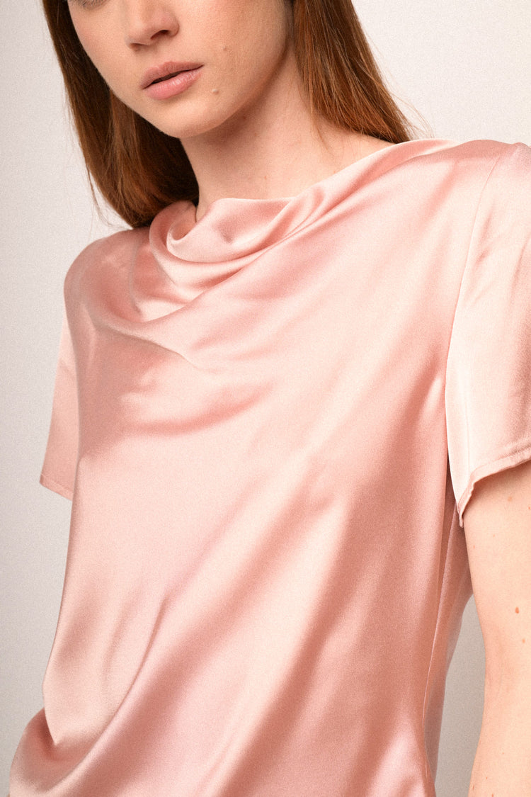 T-shirt drappeggiata in raso rosa